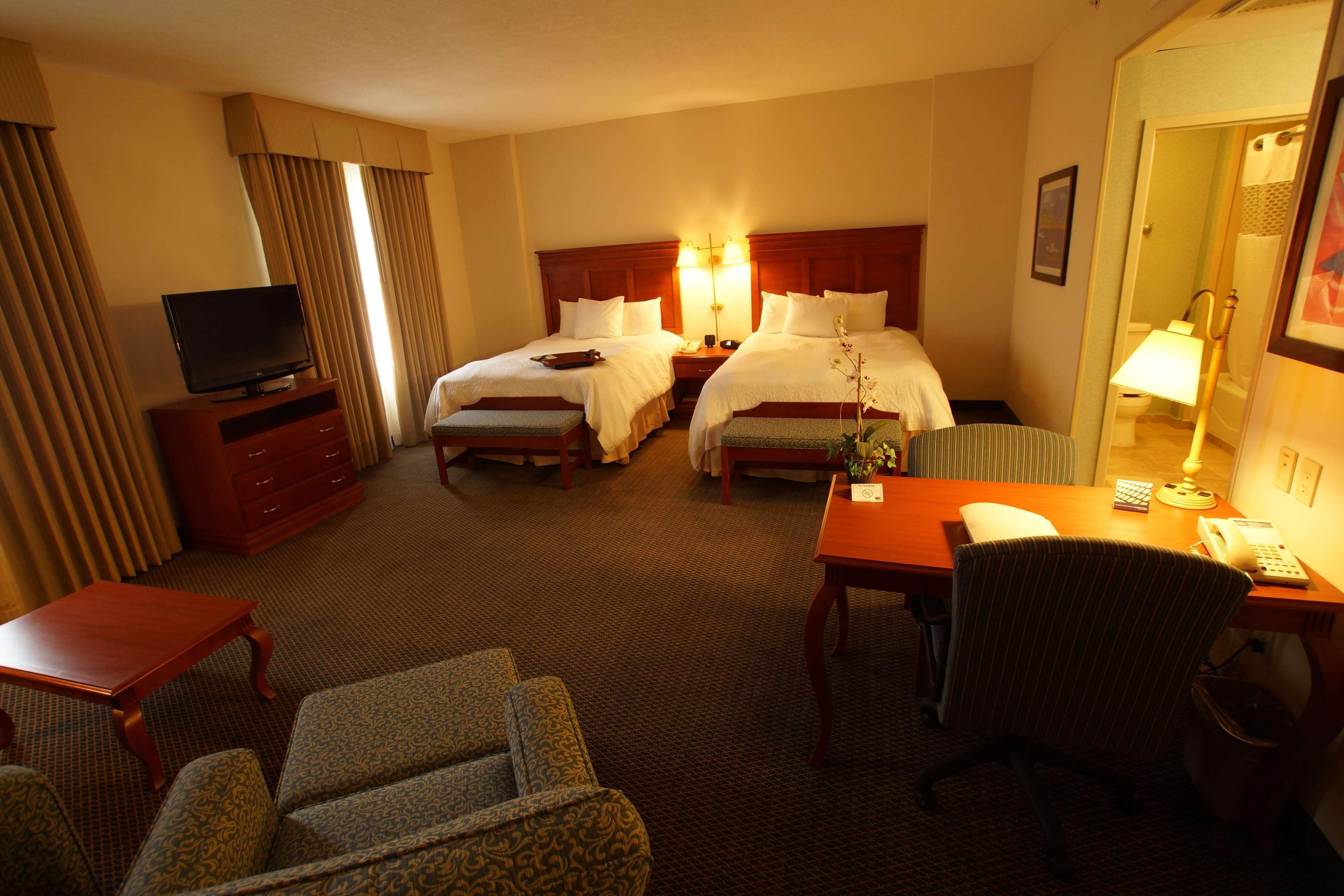 Hampton Inn Tampico Airport Eksteriør billede