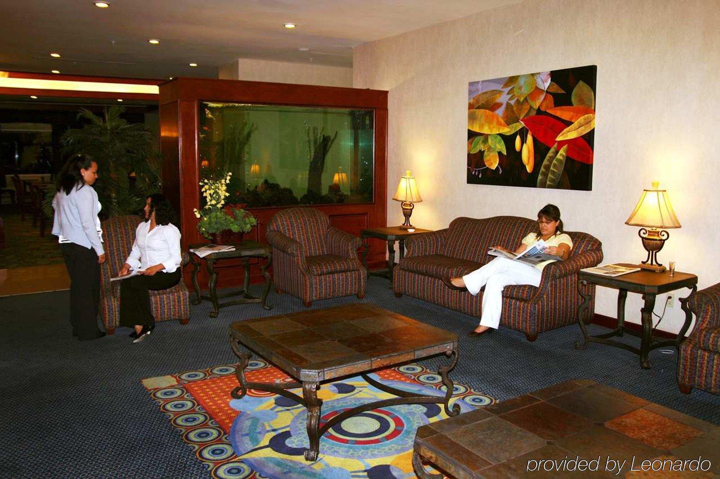 Hampton Inn Tampico Airport Interiør billede